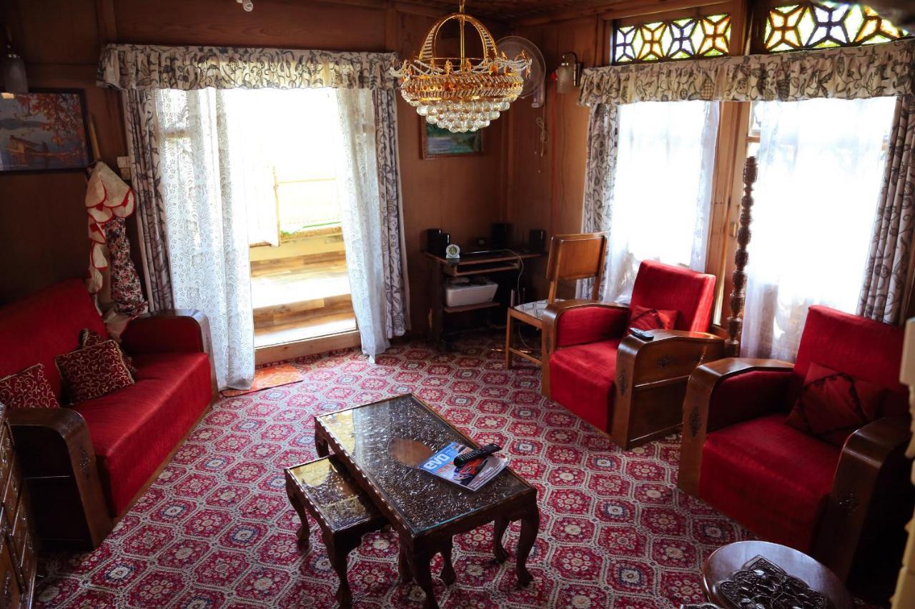 Houseboat Zaindari Palace Srīnagar エクステリア 写真